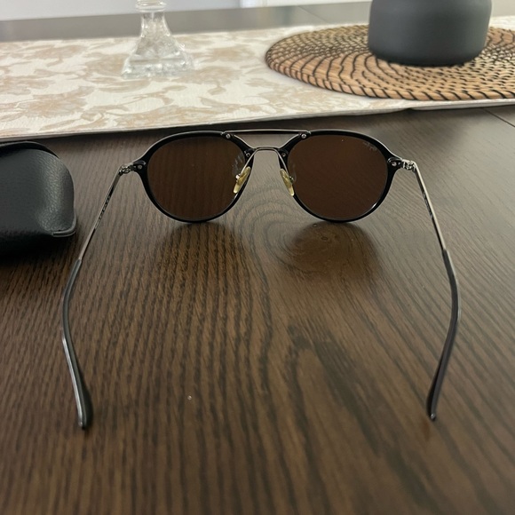 Ray-Ban Mirror Blue Sunglasses - Picture 3 of 5